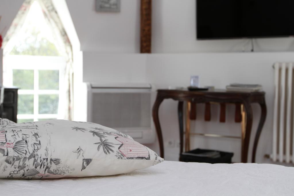 Chateau Du Bois De La Noe Bouaye Room photo